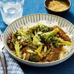 Daily Dish Recipes Logo