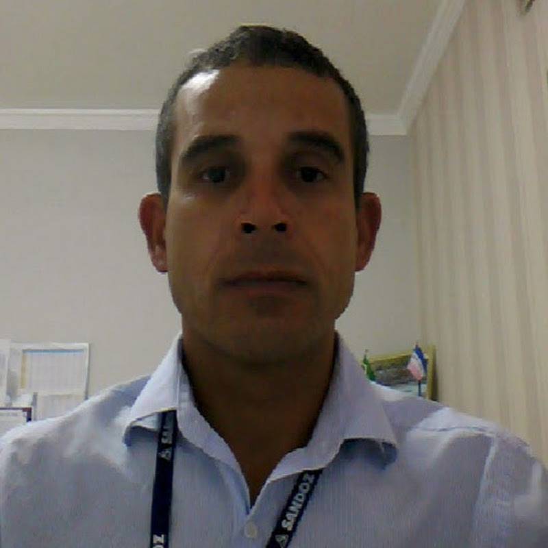 Wanderley Bastos Logo