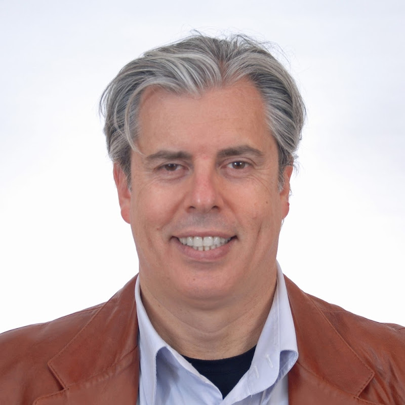 Martin Lazaroff Logo