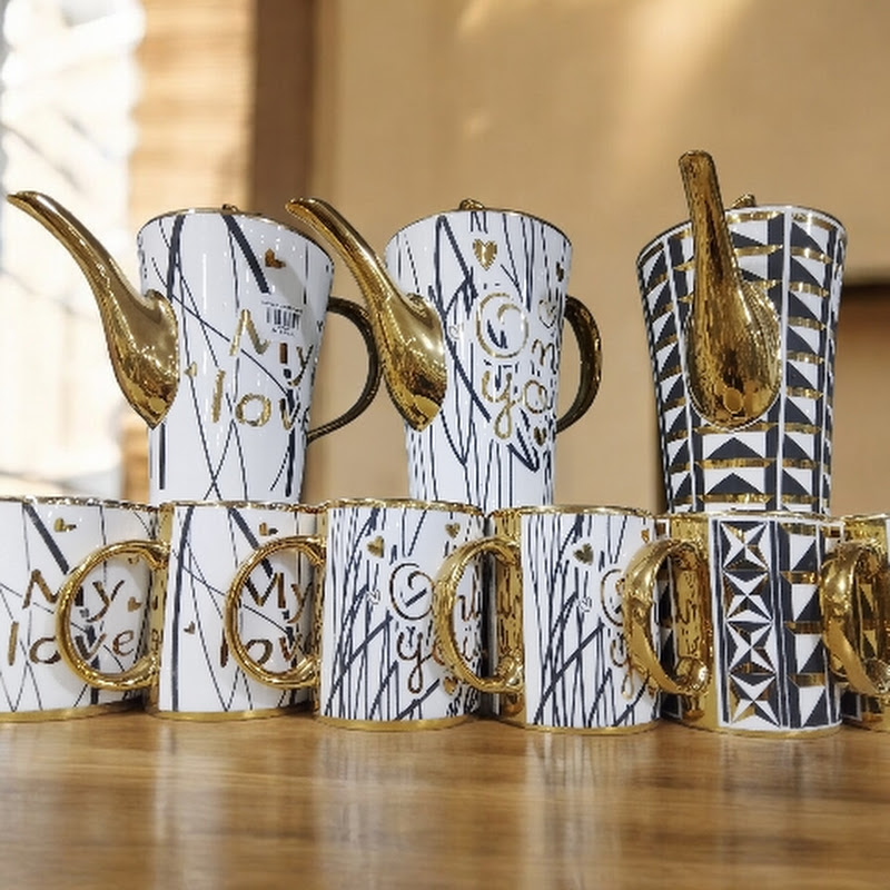 zk cartoon world Logo