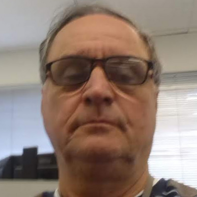 Ronaldo Siqueira Logo