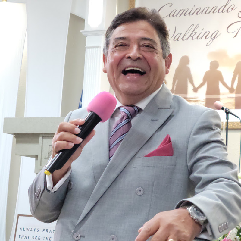 Juan Tobar Logo
