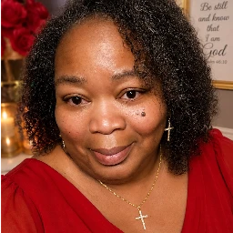 Queen Retta Logo