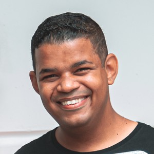 Channel WesleyHenriques.Oficial Logo
