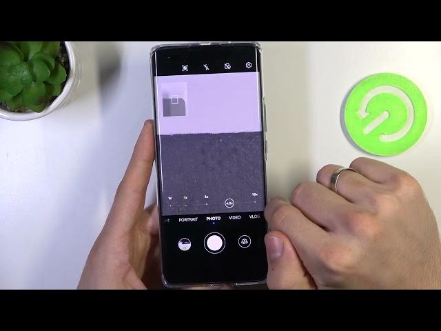 Video thumbnail for Huawei Nova 11 Pro - Maximum Camera Zoom Test