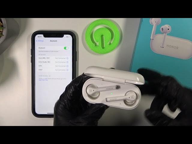 Video thumbnail for How to Pair Honor Magic Earbuds to iPhone?