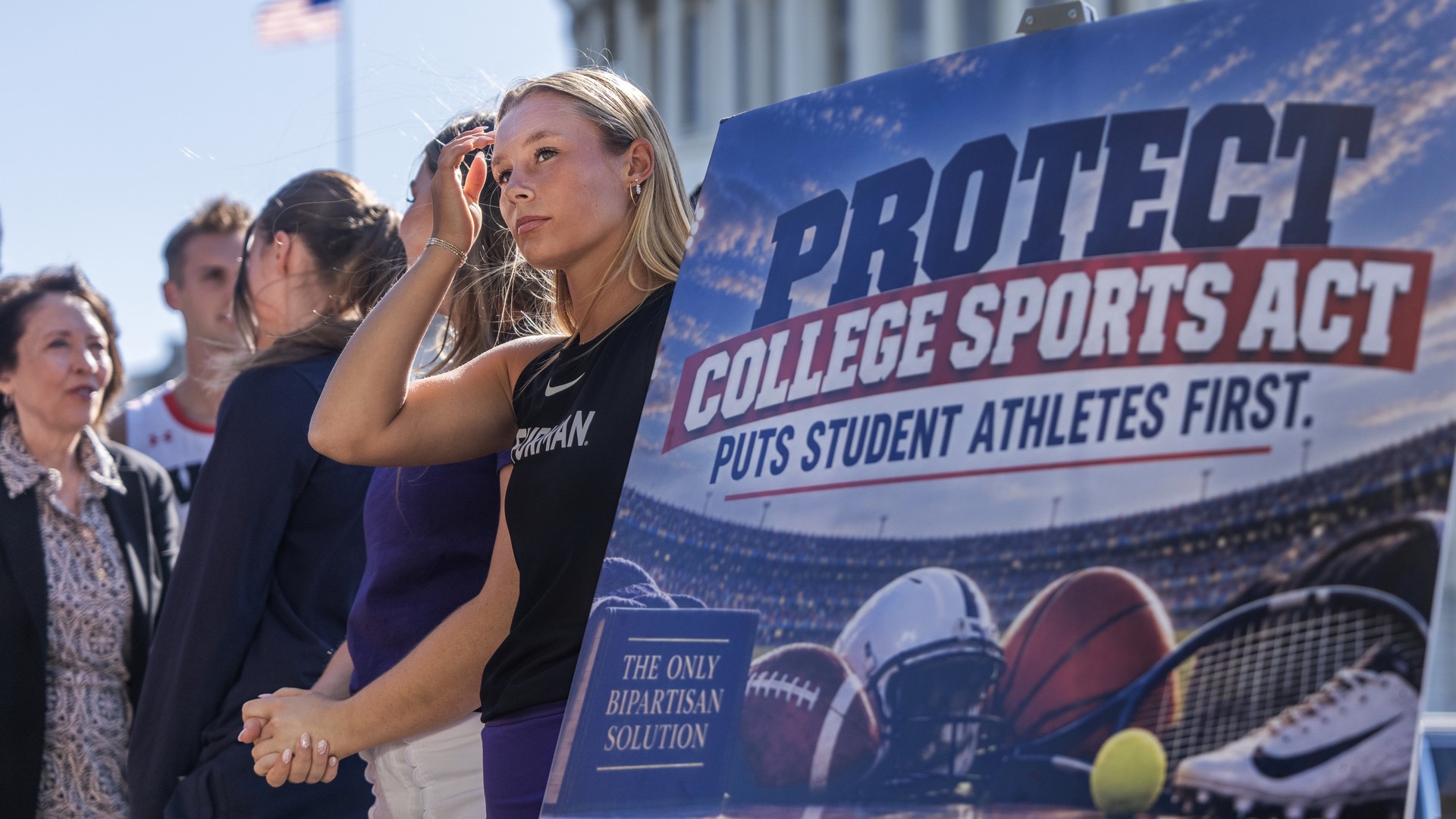 Video thumbnail for Senate overwhelmingly passes bill that could reshape college sports