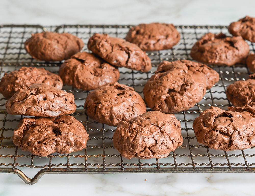 'Video thumbnail for Easy Double Chocolate Meringue Cookies Recipe'