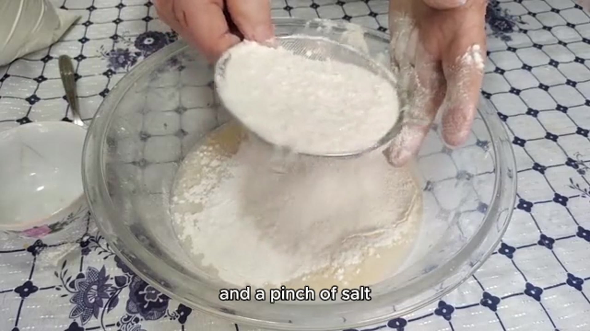 Video thumbnail for Heavenly White Snack Cake Recipe