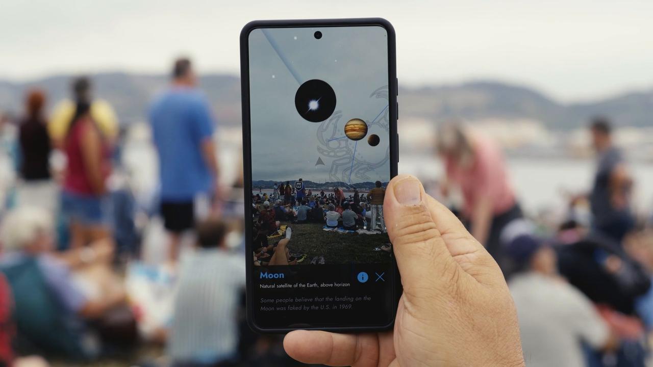 Video thumbnail for Spain: Crowds gather in northern Spain to watch total solar eclipse.