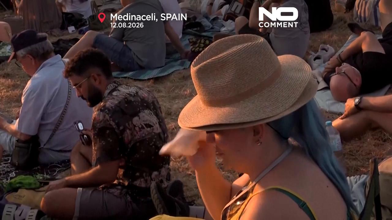 Video thumbnail for Half a million visitors flock to Spain’s path of total solar eclipse