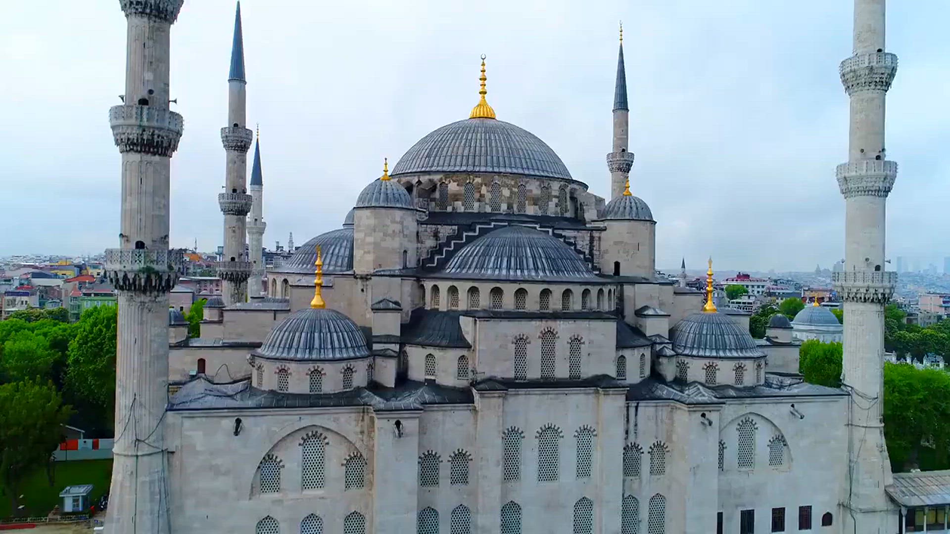 'Video thumbnail for Where to stay in Istanbul'