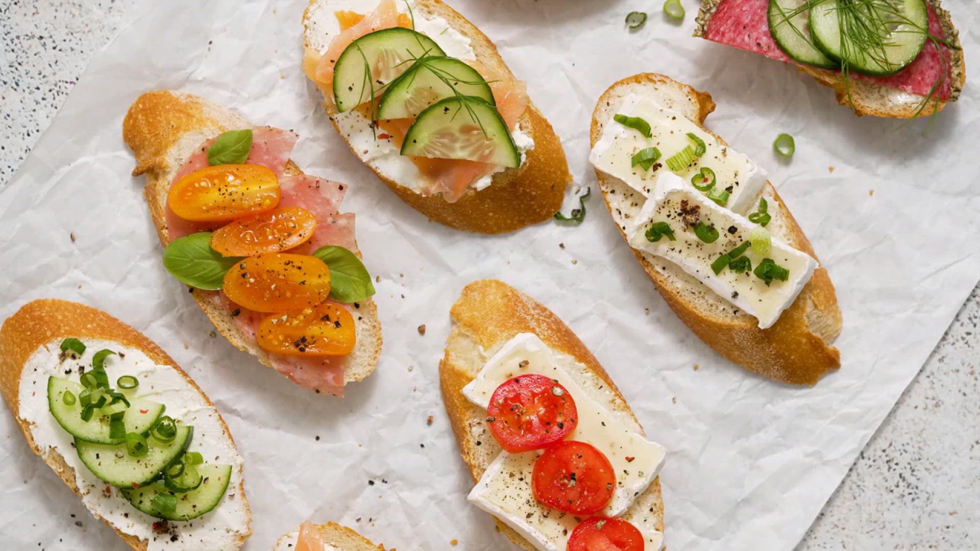 Video thumbnail for whipped ricotta honey crostini platter