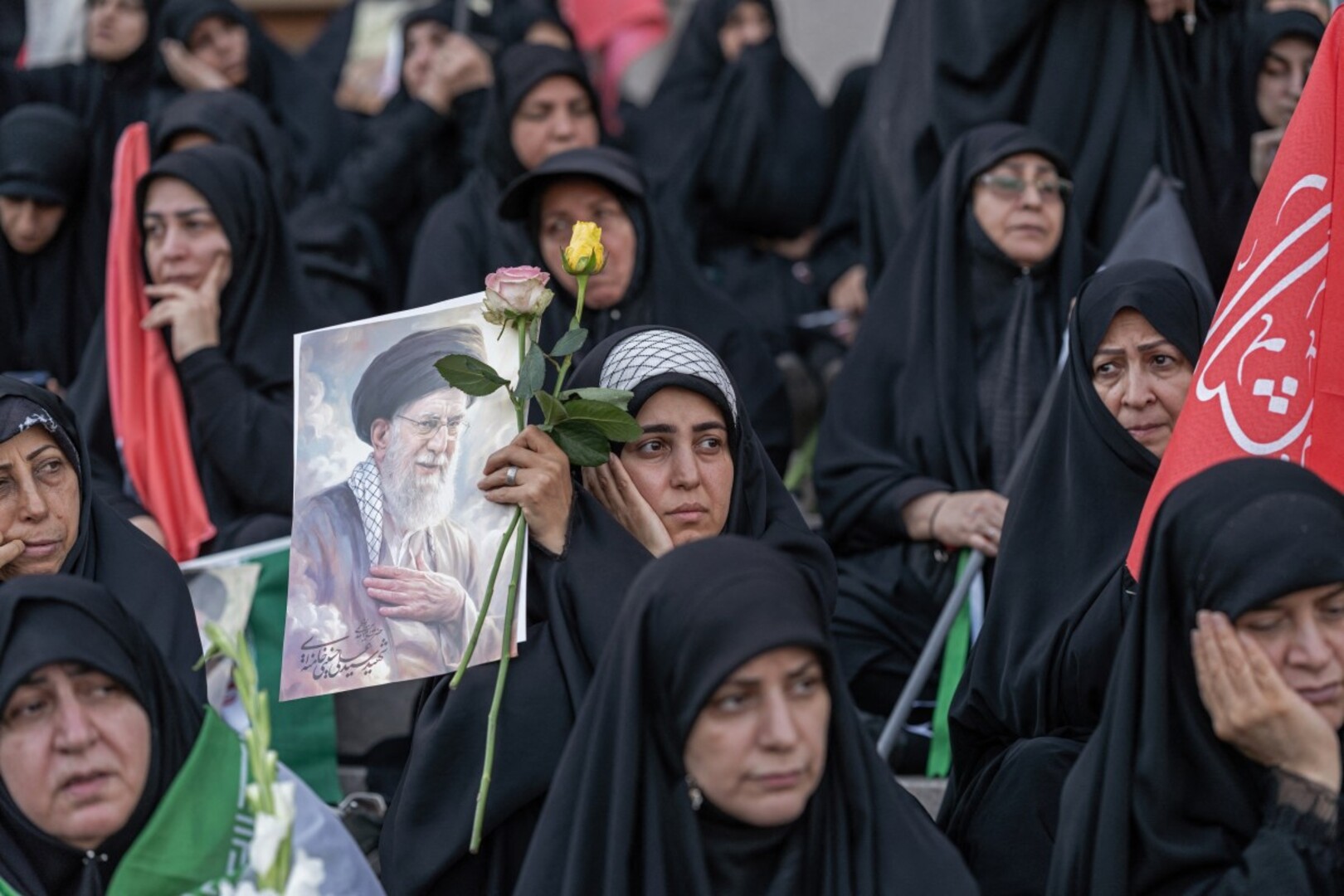 Video thumbnail for Iran begins week of mourning for Khamenei: Thousands gather in Tehran for public farewel