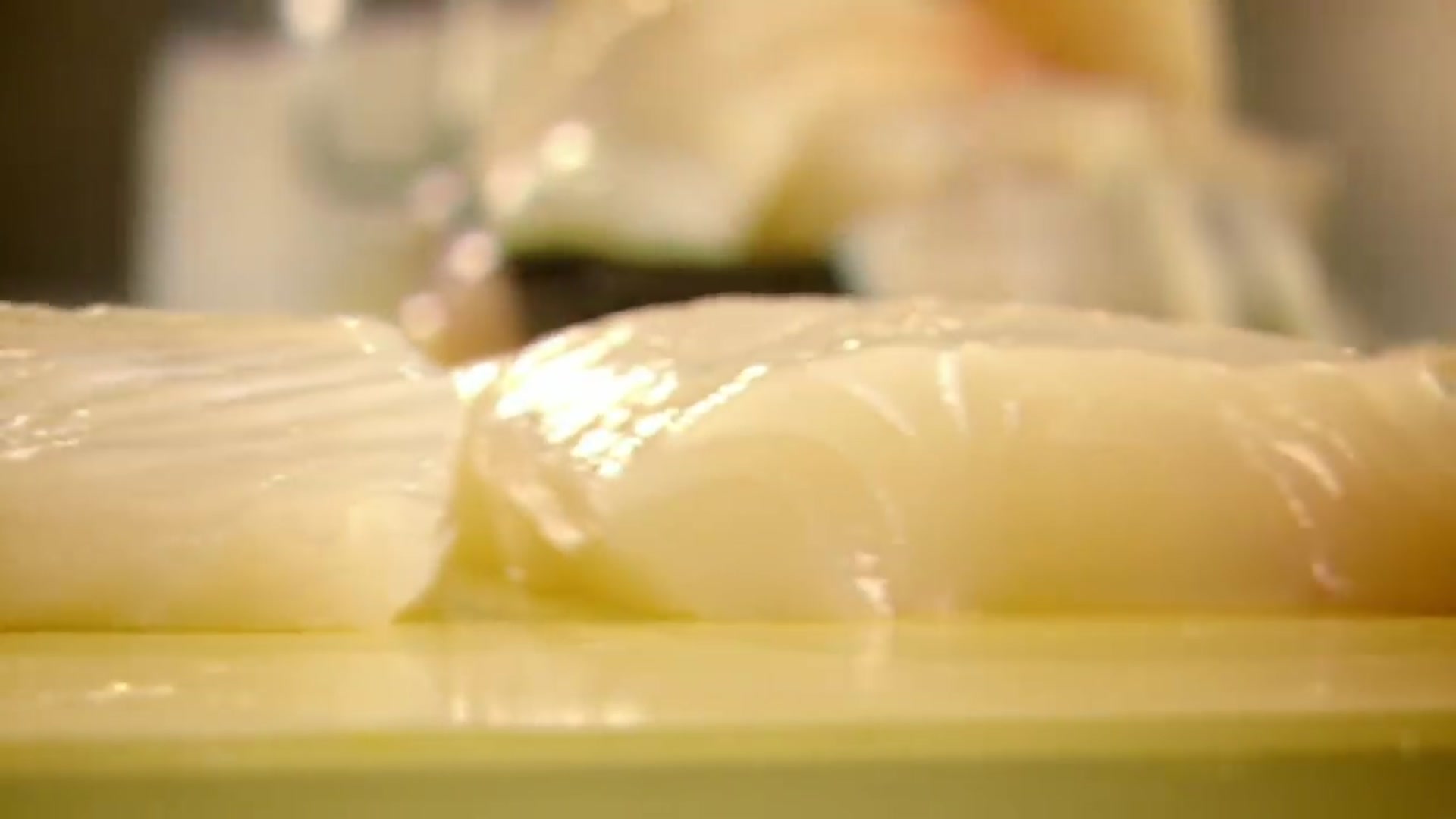 Video thumbnail for Tandoori Spiced Halibut with Cucumber Raita ¦ Gordon Ramsay's The F Word Season 3 (720p 25fps)