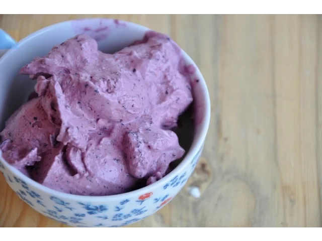 Video thumbnail for Inghetata cu afine