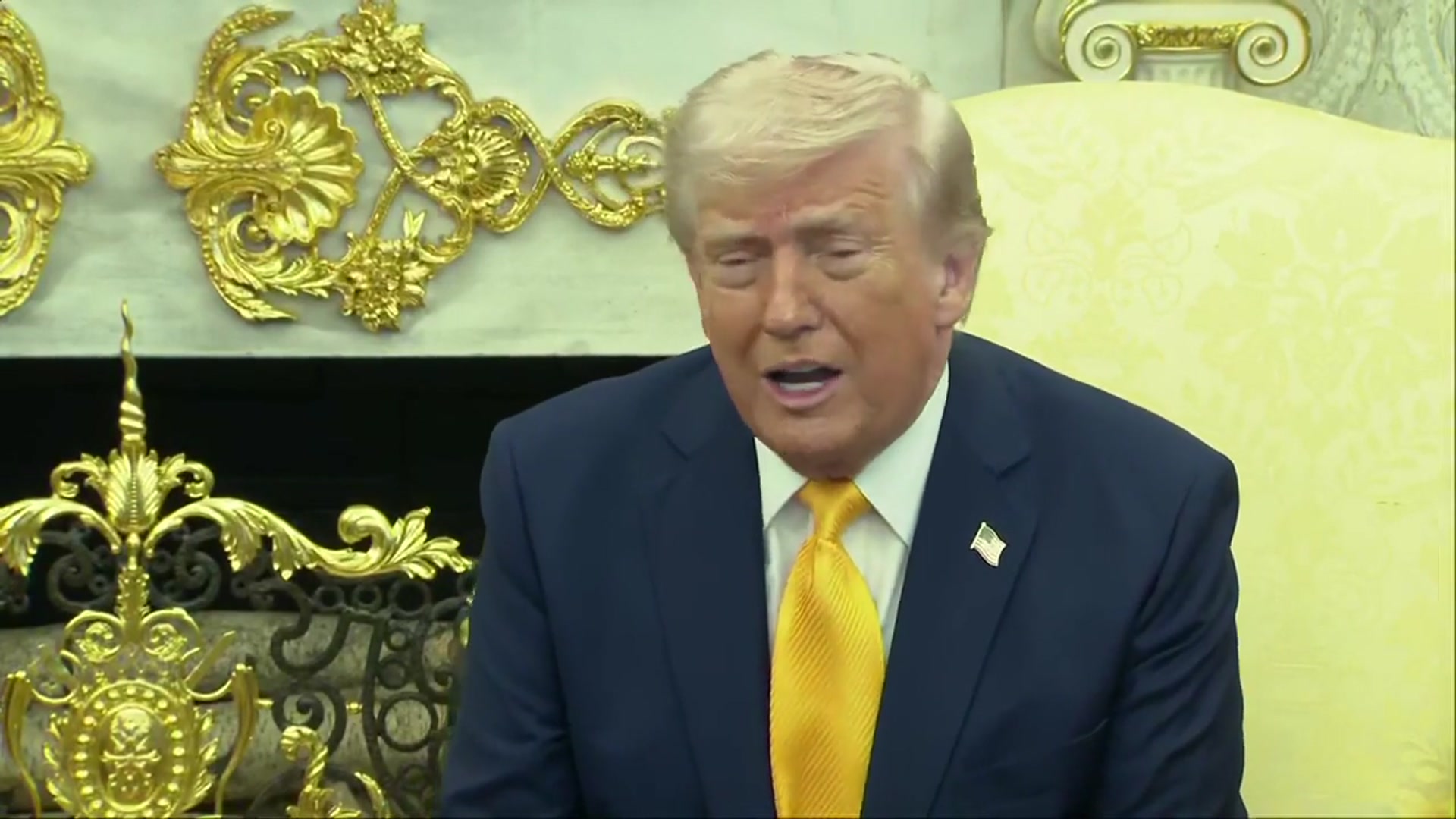 Video thumbnail for Trump hosts Japan PM Sanae Takaichi at White House: Full briefing