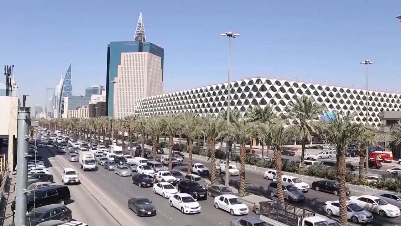 Video thumbnail for Saudi Arabia: Houthis, Saudi-led coalition report fresh military actions against each other.