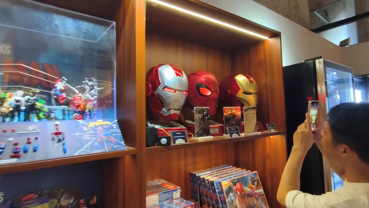 Video thumbnail for China: Spider Man House.