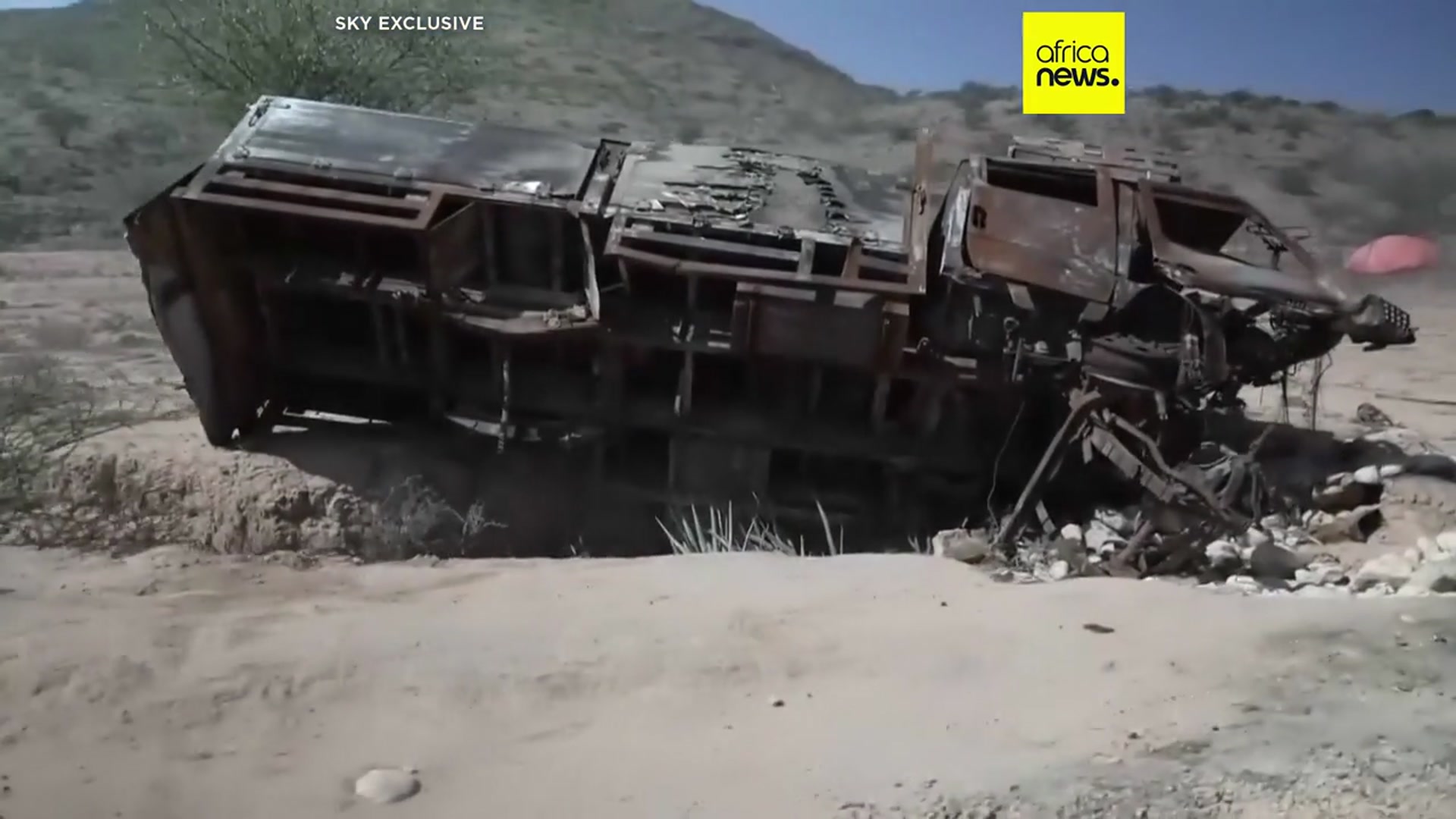 'Video thumbnail for Security forces in Somalia confront Islamic State militants'