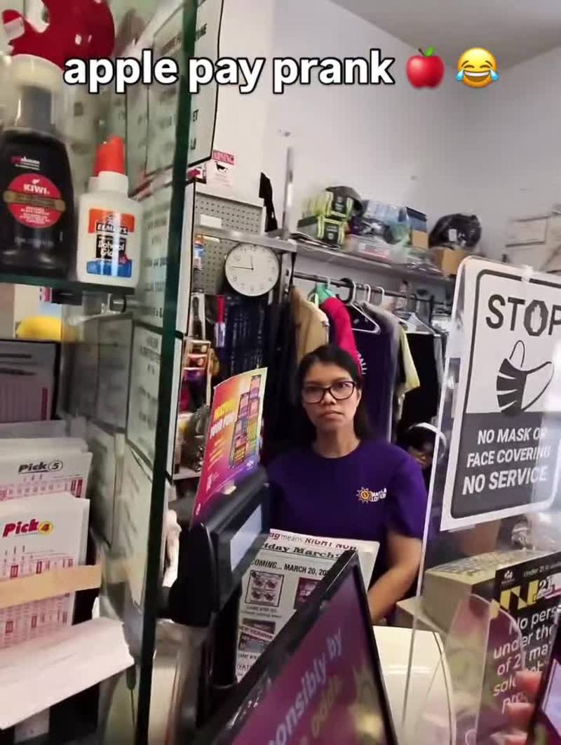 Video thumbnail for Cashier Loses Patience during Apple Pay Store Prank