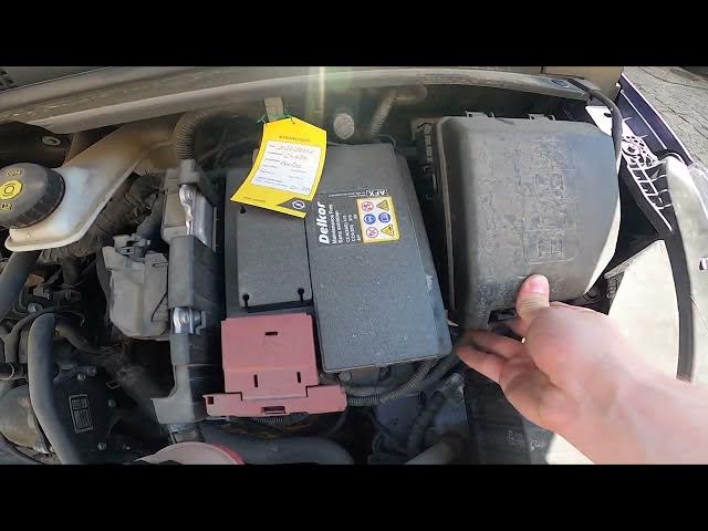 Video thumbnail for Where is Fuse Box Under the Hood in Opel Karl ( 2015 – 2018 ) - Find Fuse Box