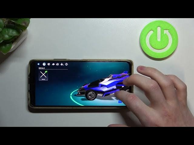 Video thumbnail for Rocket League Sideswipe - Car Customization How To