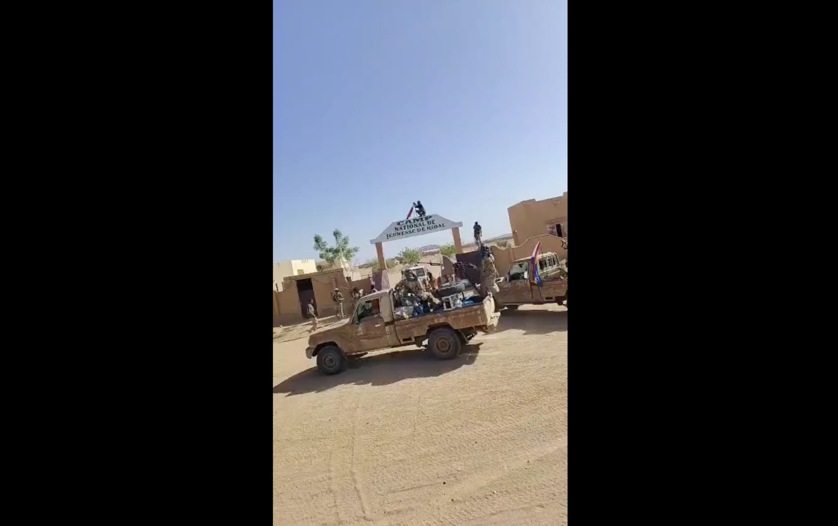 Video thumbnail for Armed groups stage simultaneous attacks across Mali