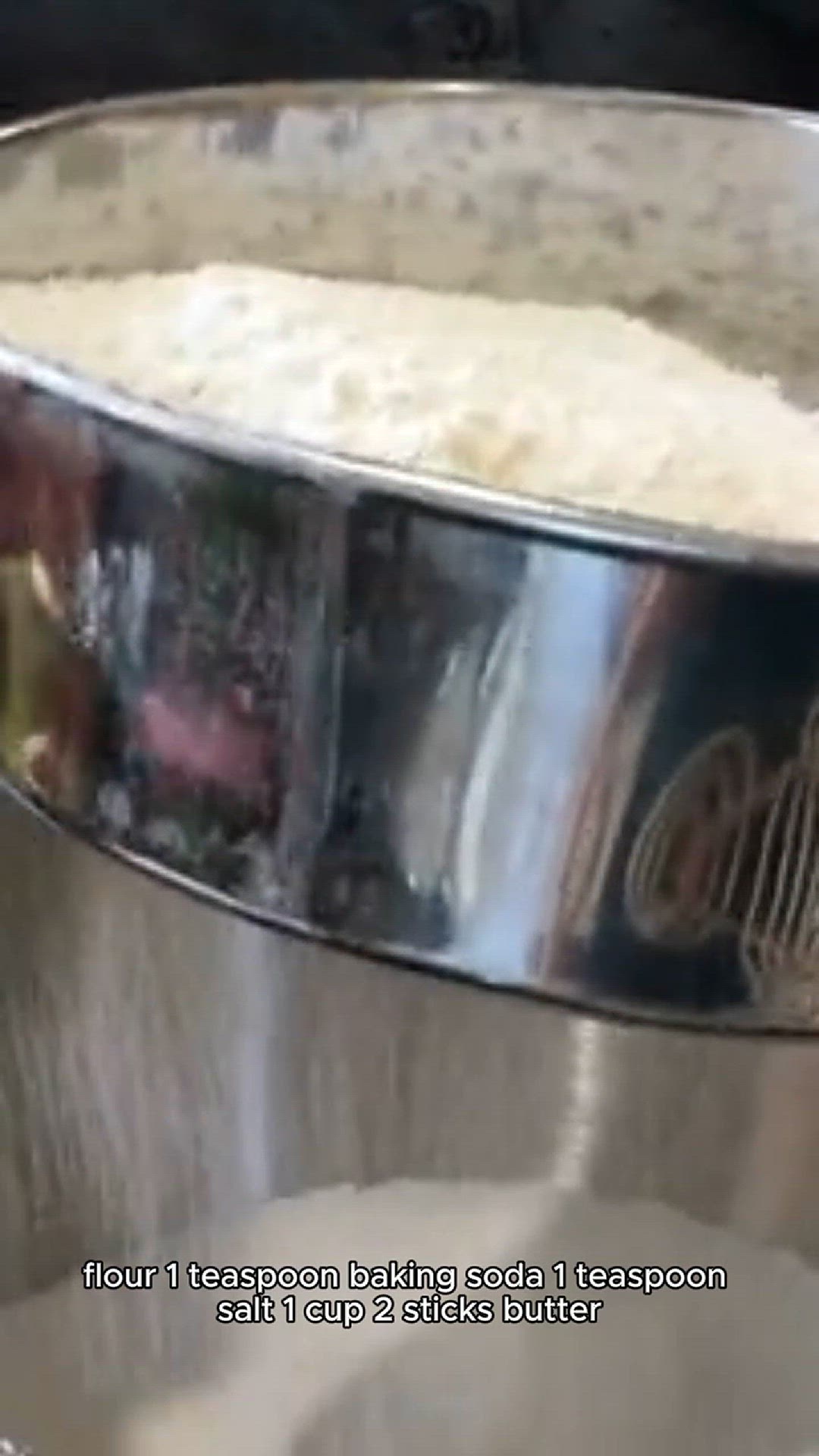 Video thumbnail for nestle chocolate chip cookie recipe