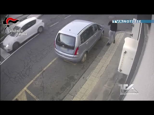 Video thumbnail for “Truffa del falso carabiniere” a Tremestieri Etneo. Misure cautelari per un 29 e un 49enne per furto