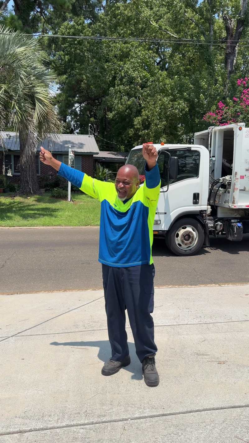 Video thumbnail for Sanitation Worker Dances at Kids Jewelry Stand Fundraiser