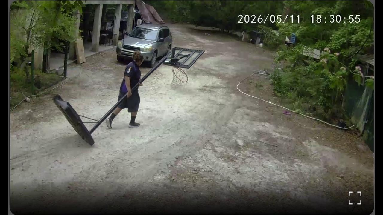 Video thumbnail for Delivery Truck Drives Away With Basketball Hoop Stuck to Roof