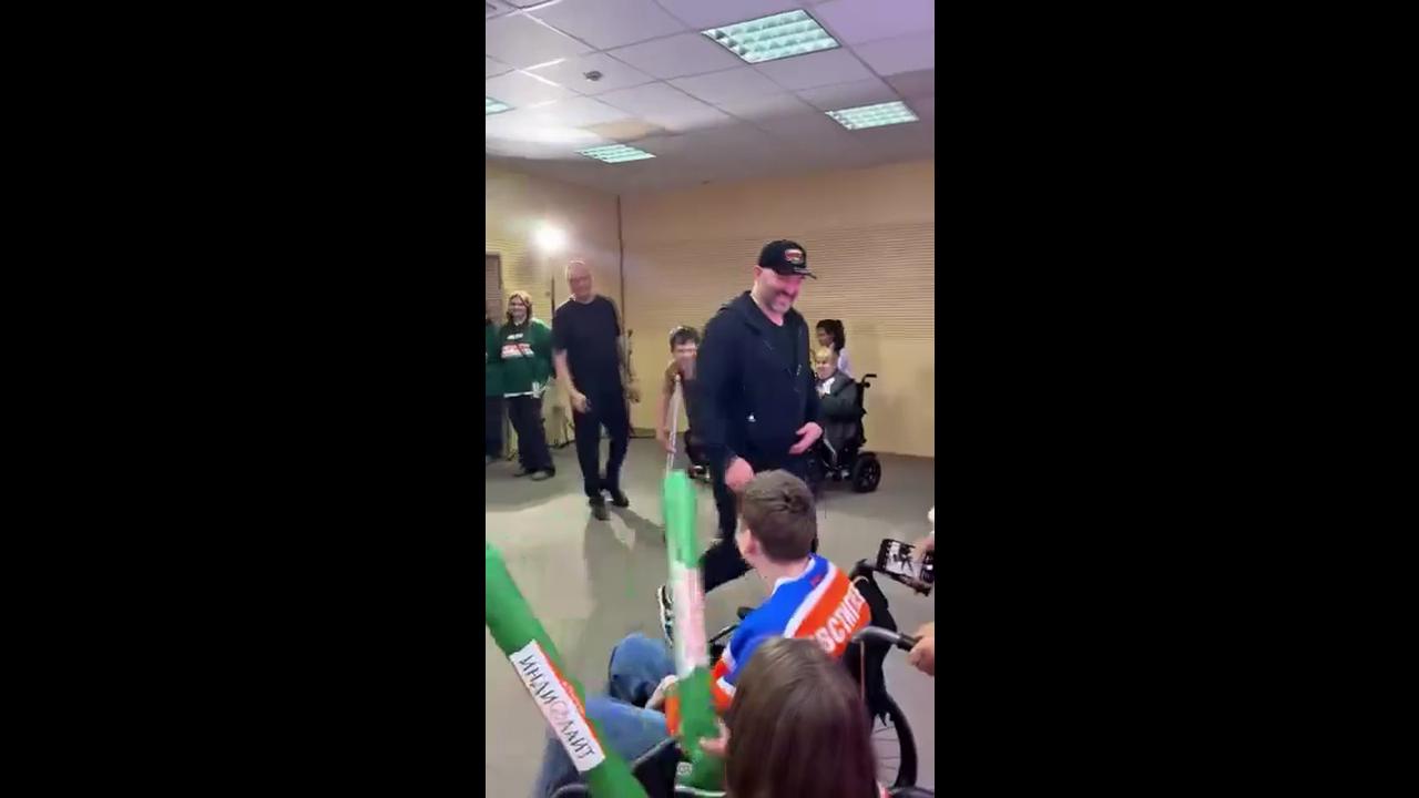 Video thumbnail for Young Sledge Hockey Players Meet a Hockey Legend