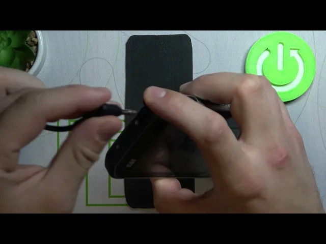 Video thumbnail for Connect Headphones with CAT S40 - Wireless Headphones