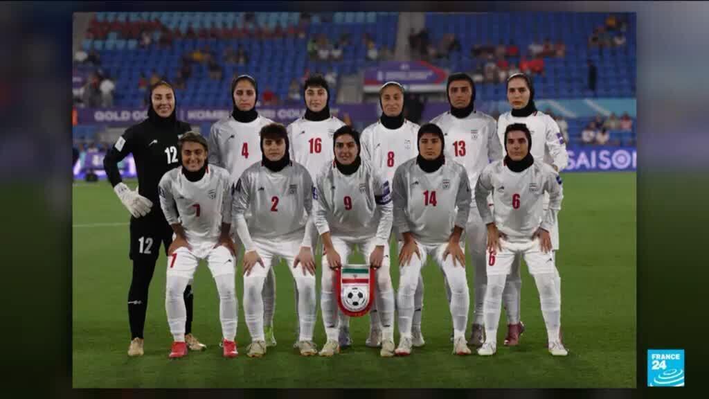 Video thumbnail for Six members of Iranian women's football team granted asylum in Australia