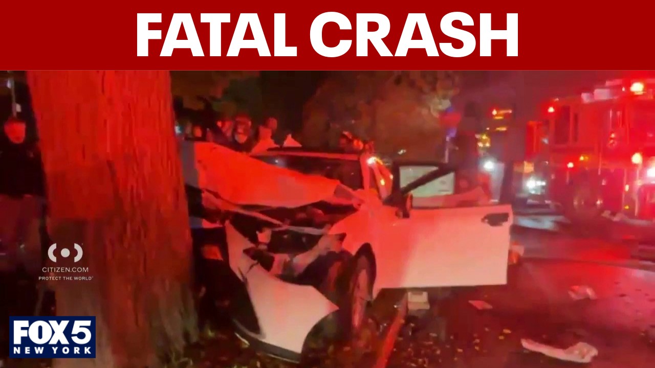 Video thumbnail for 1 dead, 2 injured in Ocean Parkway hit-and-run crash in Brooklyn, NYPD says