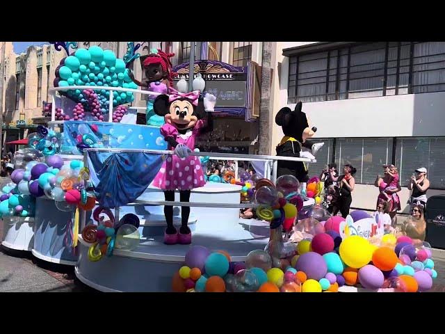 'Video thumbnail for Disney Jr. Let's Play! Parade 🧑🍳 #disneyland #disneycaliforniaadventure #disneyjunior'
