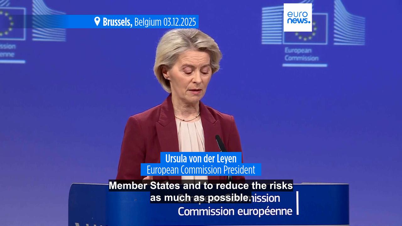 Video thumbnail for Von der Leyen pushes ahead with reparations loan for Ukraine as Belgium maintains its opposition