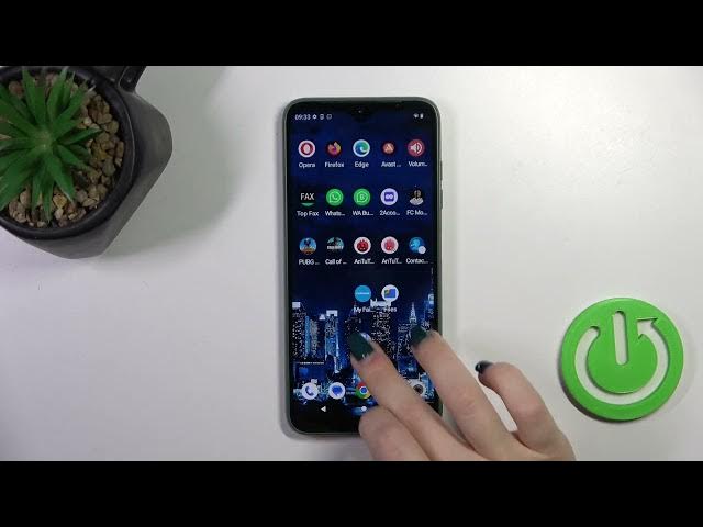 Video thumbnail for How to Create Home Screen Folders on FAIRPHONE 4