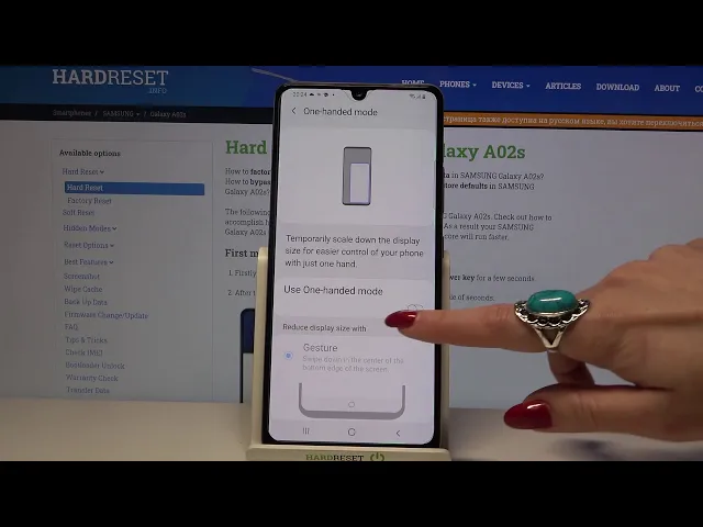 Video thumbnail for How to Enter One Handed Mode in Samsung Galaxy A02s?