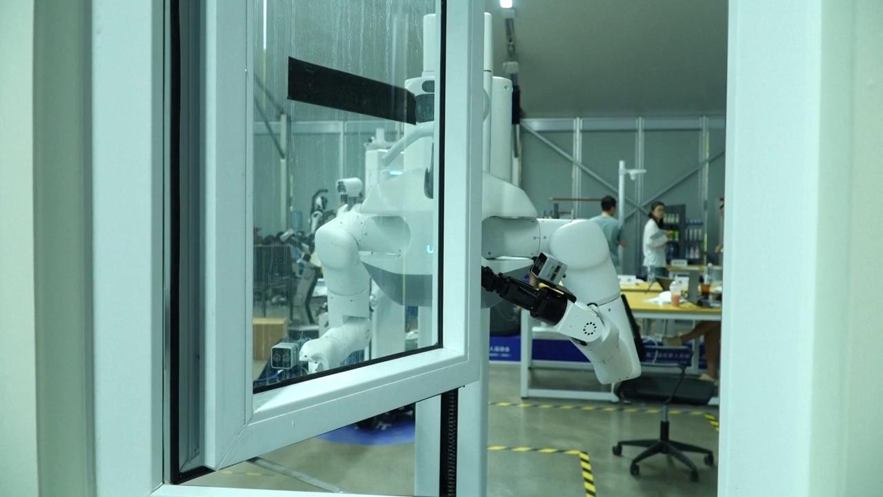 Video thumbnail for China: Games to test humanoid robots' practical skills in real world.