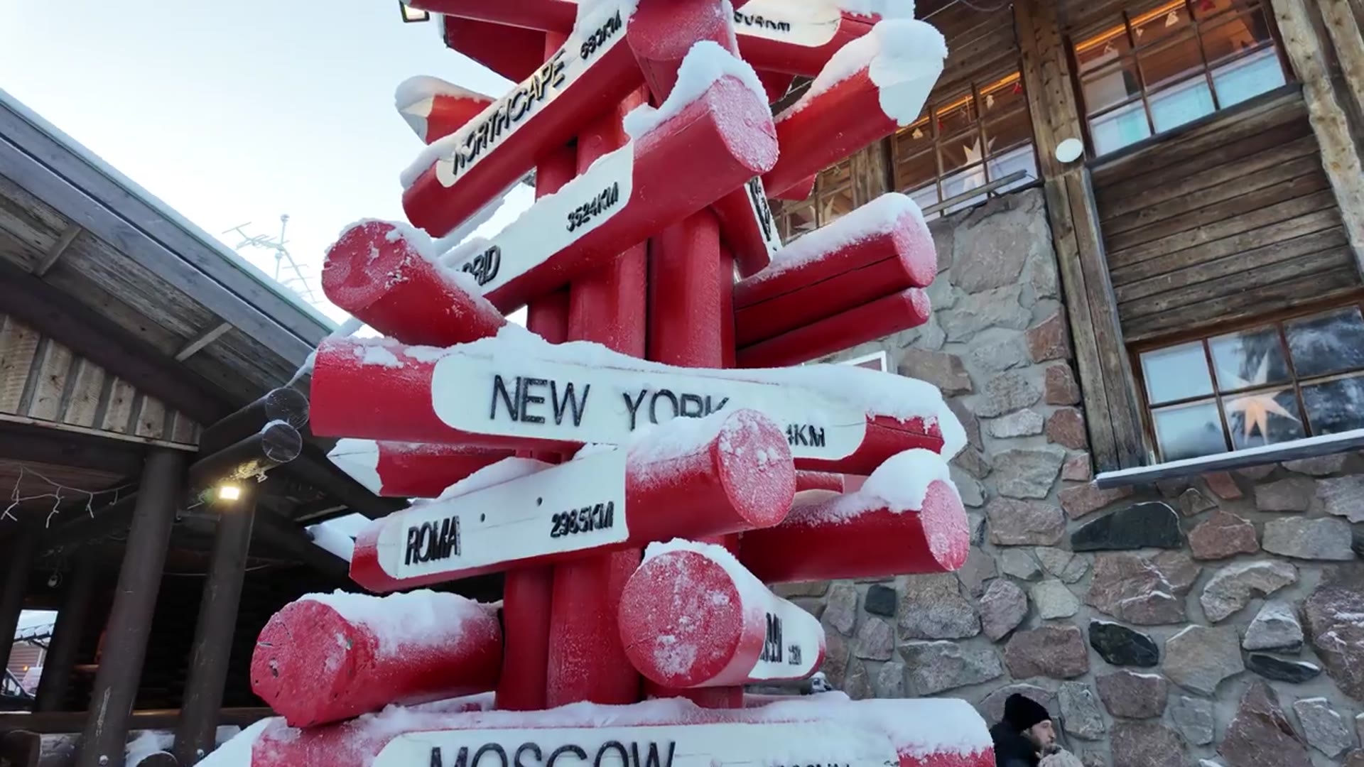 Video thumbnail for Villaggio di Babbo Natale prima di Natale 🎅🦌🎄 Santa Claus Village a Rovaniemi Lapponia Finlandia(720P_HD)