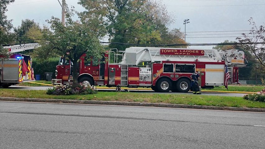 Video thumbnail for Fire at White Plains home prompts massive emergency response