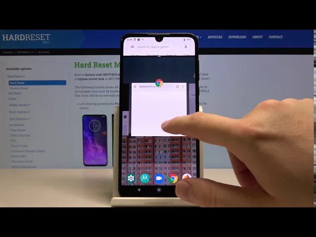 Video thumbnail for How to View Two Apps On One Sreen in MOTOROLA One Zoom - Split Screen