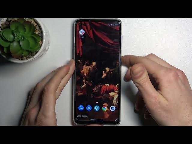 Video thumbnail for How to Enter Safe Mode on MOTOROLA Moto G100 – Diagnose Issues with Installed Apps