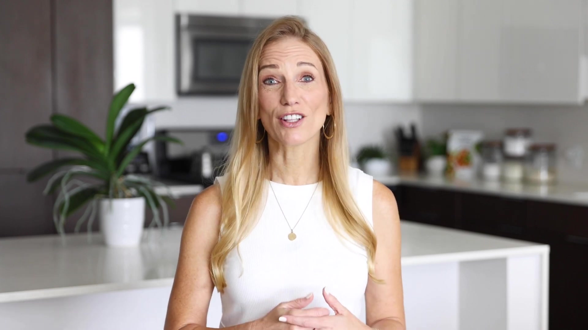 Video thumbnail for 144.SKIRT STEAK with CHIMICHURRI ¦ the best steak recipe for summertime grilling! (1080p 24fps)