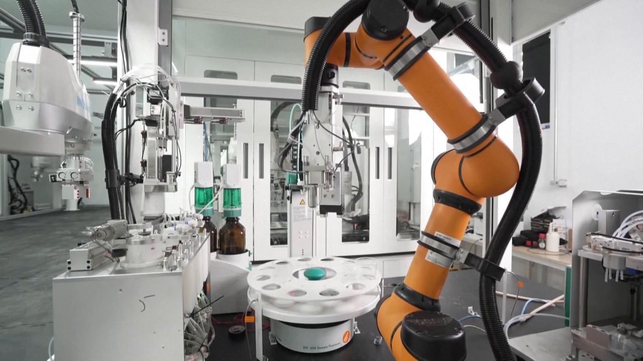 Video thumbnail for China: China's AI-powered "dark lab" revolutionizes chemical testing.
