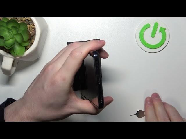 Video thumbnail for Does the OPPO Find N2 Flip Device Have a Dual SIM Slot? Let's Figure Out!