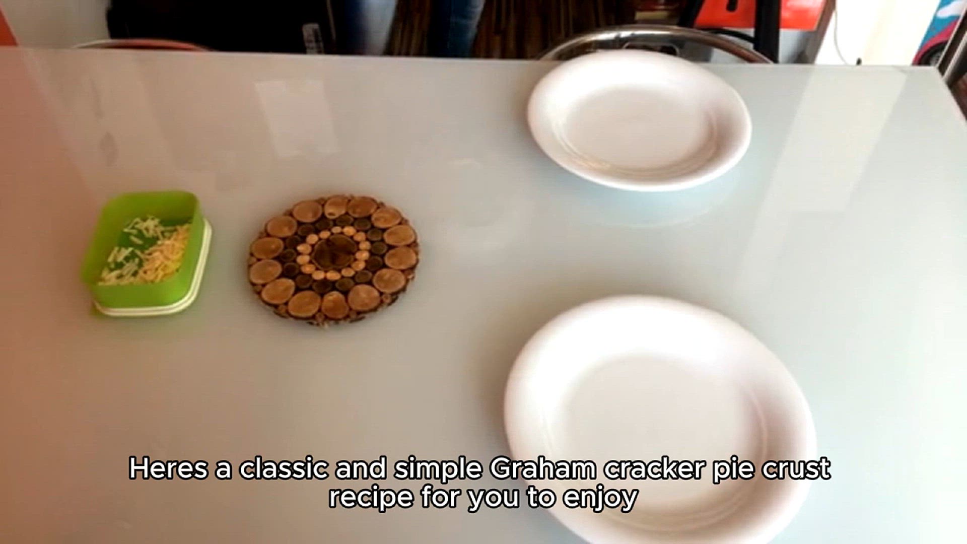 Video thumbnail for Graham crackers pie crust recipe