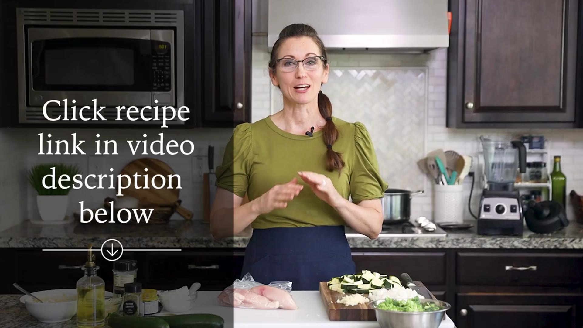 Video thumbnail for High-Protein Zucchini Broccoli Chicken Soup with Greek Yogurt(720P_HD)